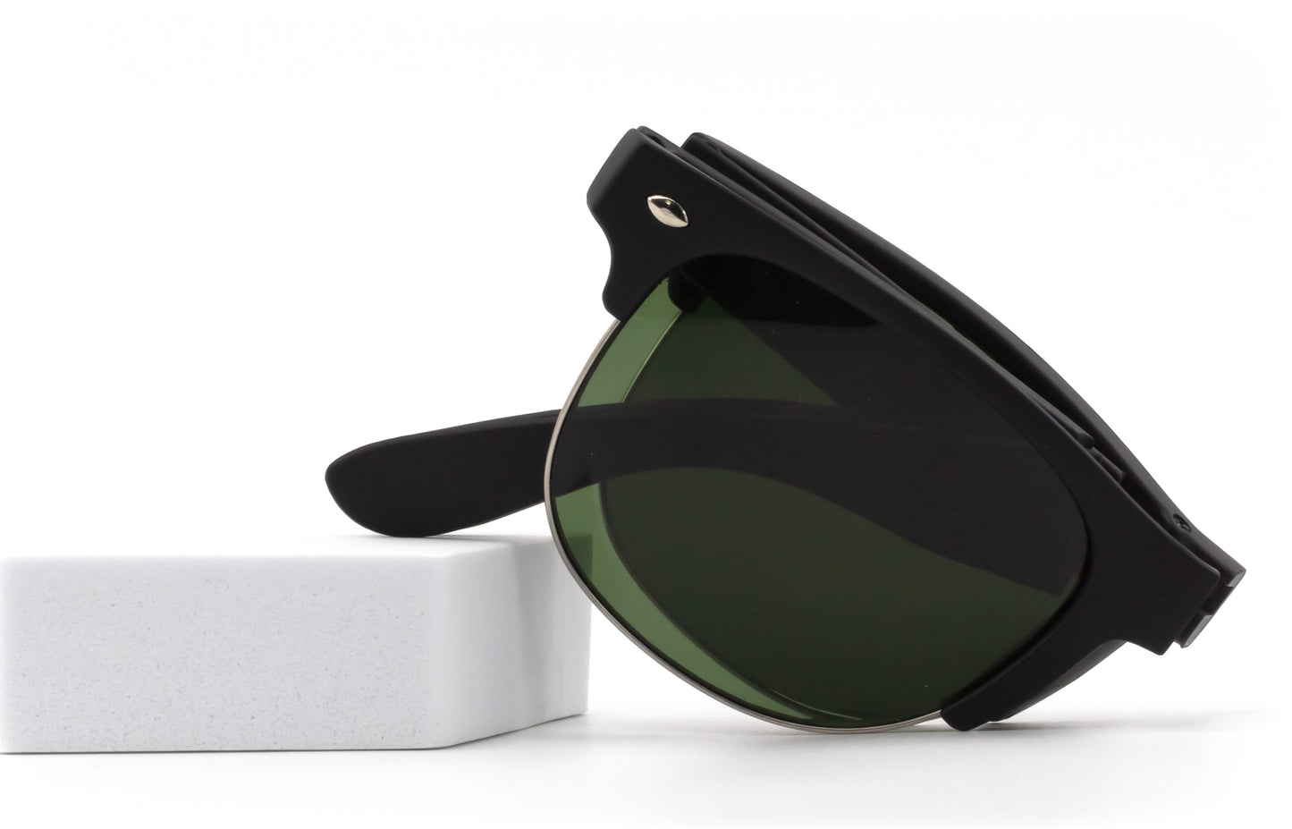 Lentes de sol CG15T